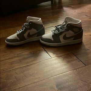 Nike Kids' Gray and White Sneakers